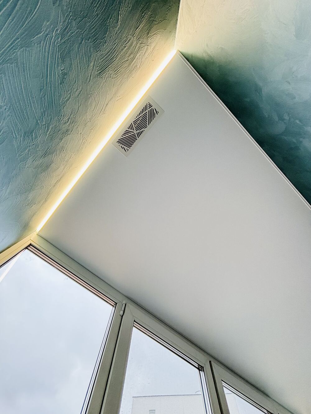 Балкон